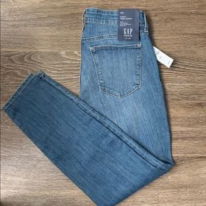 Gap Curvy True Skinny Jeans